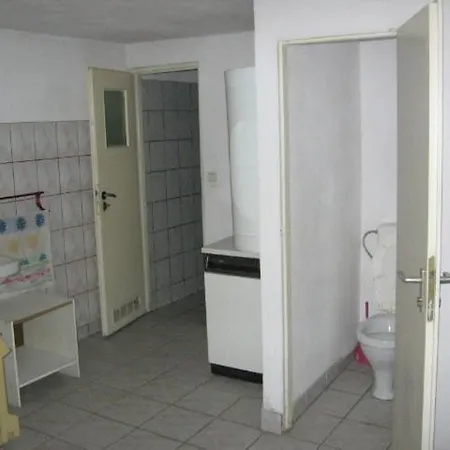 Goscinne - Urle Ostello *